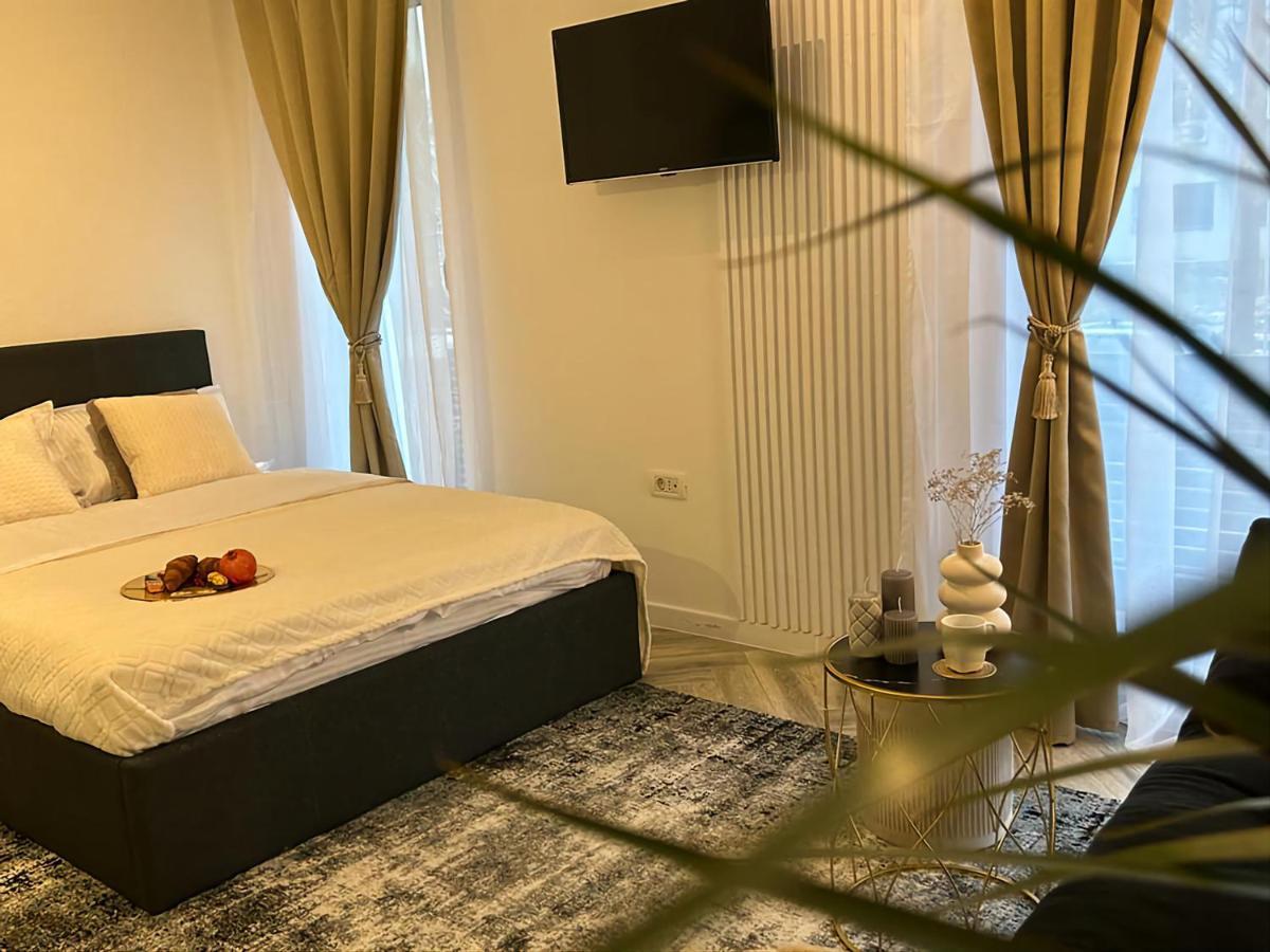 Luxury Mansion Appartement Boekarest Buitenkant foto